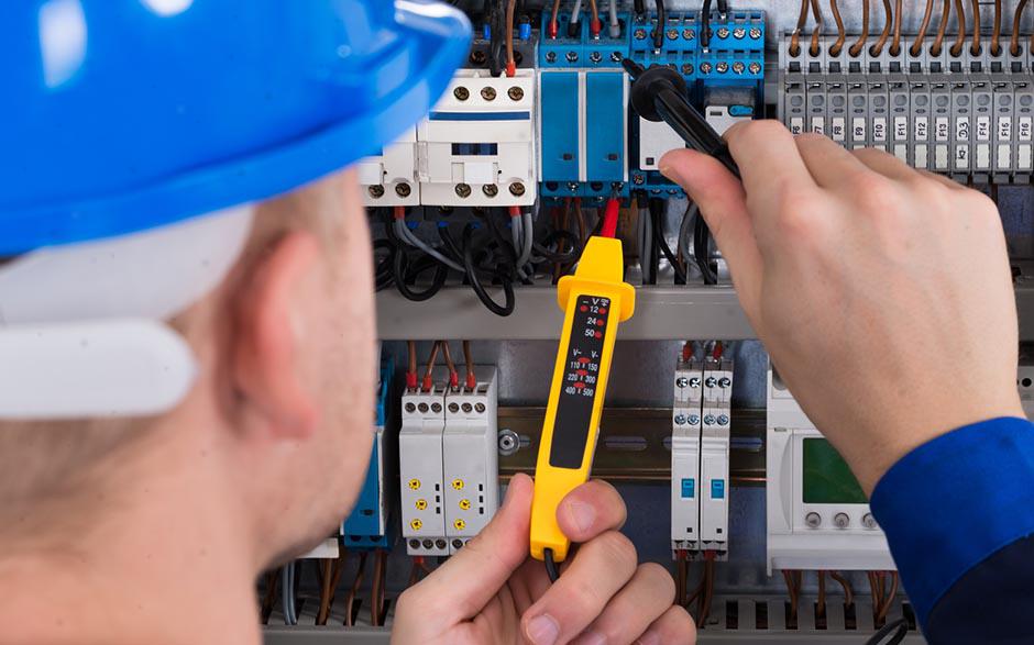  mise aux normes électriques Évry